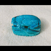 Scarabe Bleu Turquoise En Cramique Grav Avec Hiroglyphes - 34 Ko