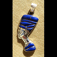 Bijoux Pharaonique Profil De Nfertiti En Argent Avec Incrustation Lapis-Lazuli - 49 Ko