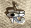 Bijoux Pendentif Oeil D'Horus (Oudjat) En Argent Avec Incrustation Turquoise, Lapis-Lazuli, Cornaline Et Nacre