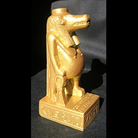 Statue De La D�esse Taouret En St�atite - 33&nbsp;Ko