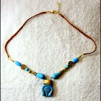 Bijoux Pharaonique Pendentif Tte D'Hathor En Rsine, Montage Cuivre Et Pierre, Cration Artisanale Lili Lotus Au Caire - 29 Ko